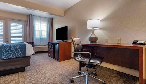 Suite, 1 Bedroom, Non Smoking, Balcony
