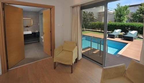 Villa, 1 Bedroom, Jetted Tub, Poolside