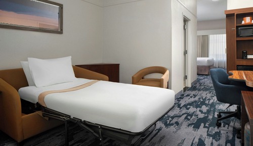Suite, 2 Queen Beds, Non Smoking (Hearing Accessible)