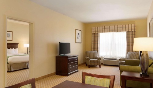 Suite, 1 King Bed, Accessible, Non Smoking (Extended Stay)