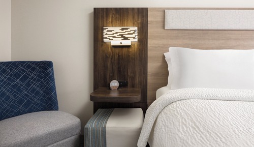 Standard Room, 1 King Bed