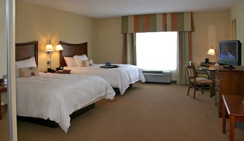 Room, 2 Queen Beds, Accessible, Non Smoking