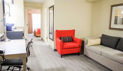 Studio Suite, 1 King Bed, Accessible, Non Smoking