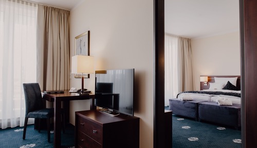 Deluxe Suite, 1 King Bed