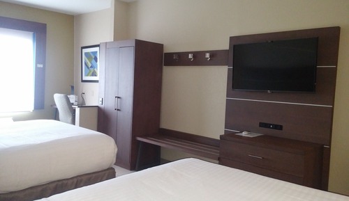 Standard Double Room, 2 Queen Beds, Mobility Accessible