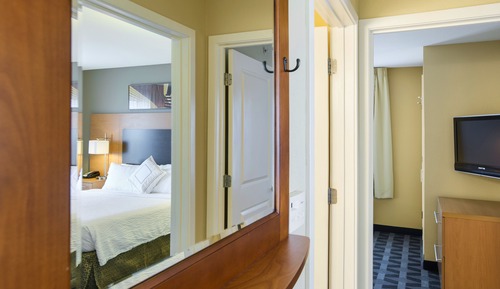 Studio, 2 Queen Beds (Hearing Accessible)