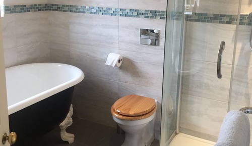 Double or Twin Room, Ensuite