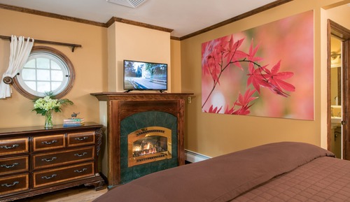 Maple Room