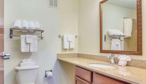 Suite, Multiple Beds, Accessible, Non Smoking