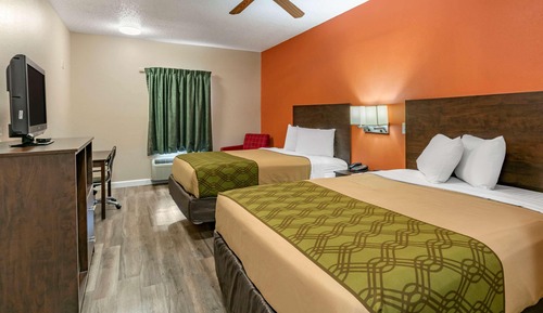 Standard Room, 2 Queen Beds, Non Smoking