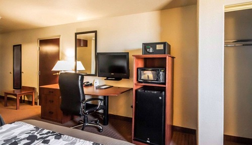 Standard Room, 2 Queen Beds, Non Smoking
