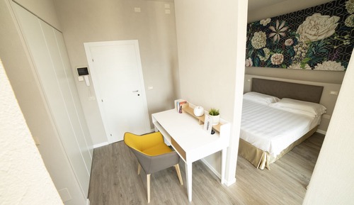 Deluxe Double or Twin Room, Lake View