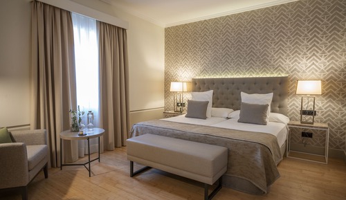 Double Room (Dreamer's)