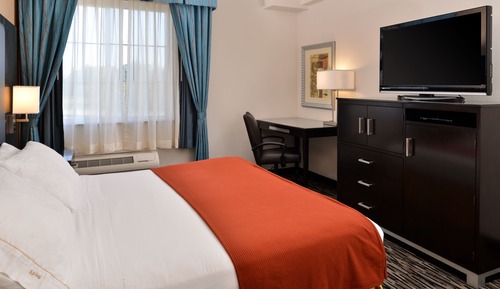 Standard Room, 1 King Bed