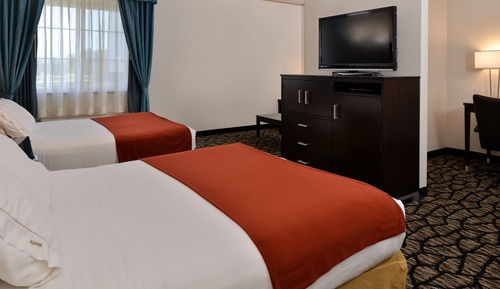 Suite, 1 Bedroom (2 Queen, Sofa Bed)