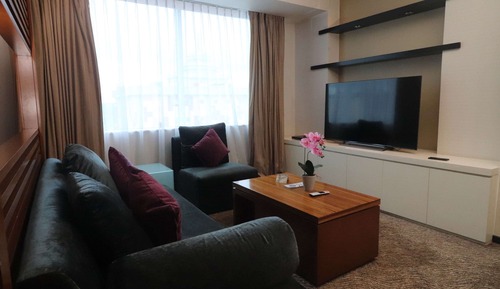 Business Suite, 1 King Bed
