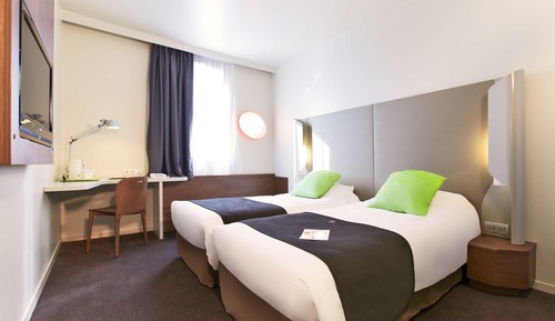 Next Generation, Room, 2 Twin Beds