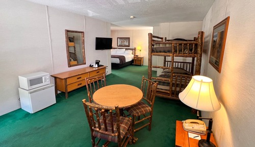 Deluxe Room (Country)