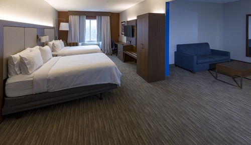 Standard Room, 2 Queen Beds, Accessible Bathtub (Mobility)