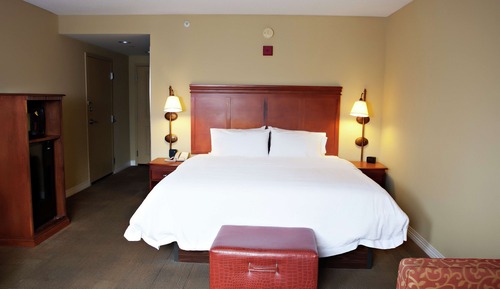 One king bed study non smoking