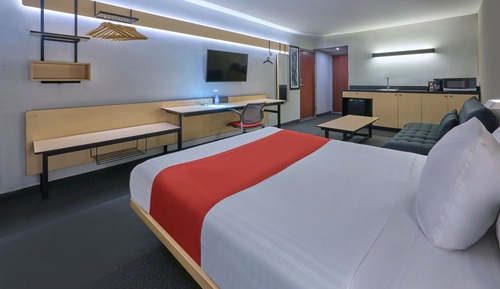 Superior Room, 1 Queen Bed with Sofa bed, Non Smoking