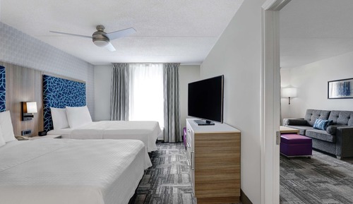 Suite, 1 Bedroom, Non Smoking, Fireplace (2 Queen Beds)