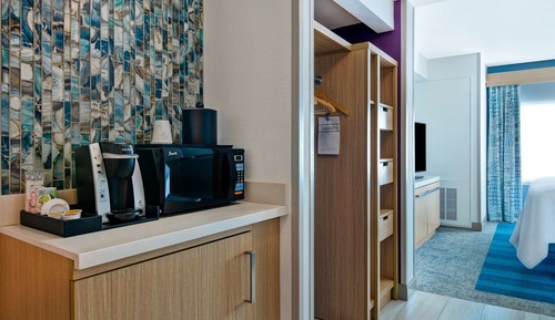 Junior Suite, One King Bed, Non-Smoking