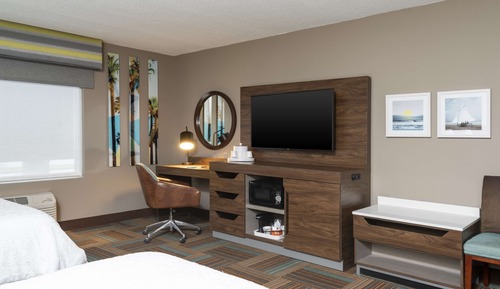 Room, 2 Queen Beds, Accessible, Non Smoking