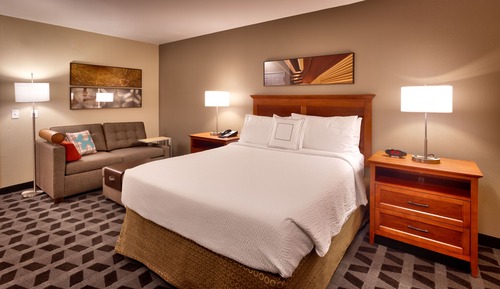 Suite, 2 Bedrooms, Corner (Mobility/Hearing Accessible, Tub)