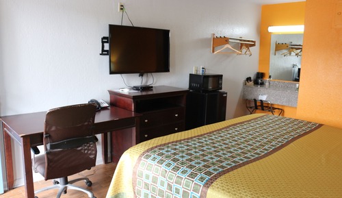 Standard Room, 1 King Bed, Smoking