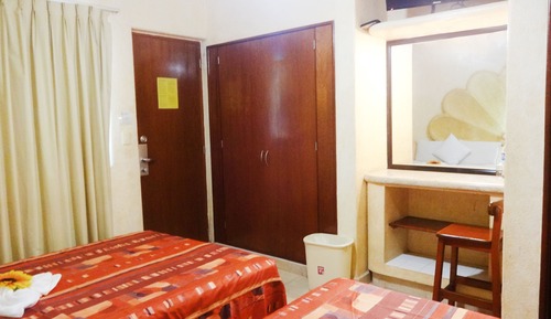 Standard Quadruple Room, 2 Double Beds