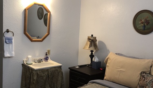 Room (Room #10, Queen Bed)