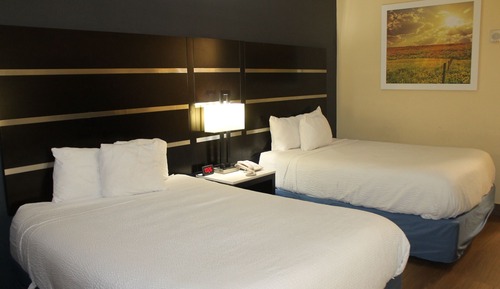 Standard Room, 2 Queen Beds, Smoking