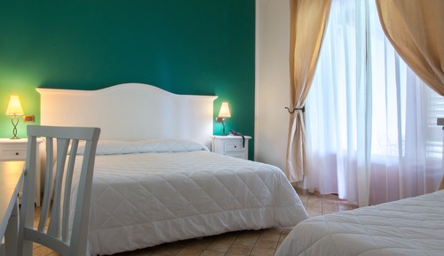 Comfort Double Room, Terrace, Garden View