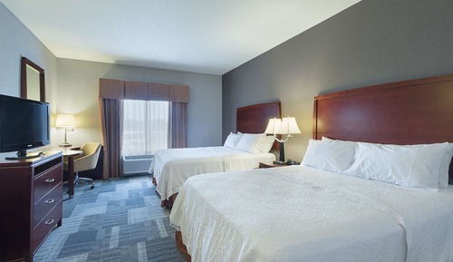 Two queen beds non smoking