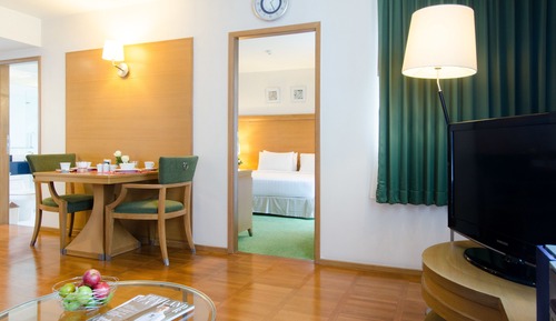 Suite, 1 Bedroom, Balcony (King Bed)
