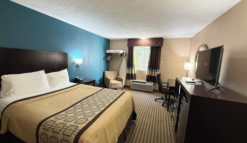 Standard Single Room, 1 Queen Bed