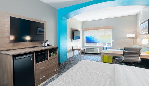 Deluxe Room, 1 King Bed, Accessible, Non Smoking (Mobility)