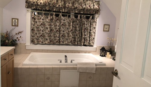 Luxury Quadruple Room, Ensuite (Violet Suite #10)
