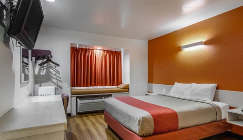 Standard Room, 1 Queen Bed, Smoking