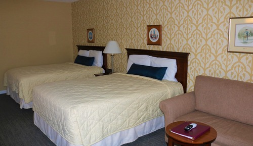 Deluxe Room, Allergy Friendly (2 Queens, Jetted Tub, N/S)