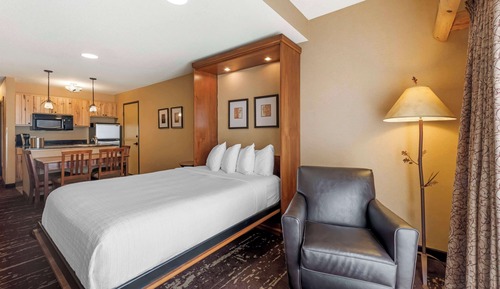 Standard Room, 1 Murphy Bed, Kitchen, Lakefront, No Pets