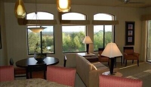 Condo, 2 Bedrooms