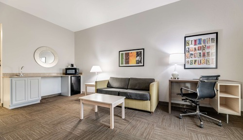 Suite, 1 King Bed, Accessible, Bathtub (with Sofabed)