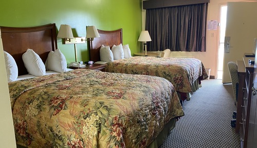 Standard Room, 2 Queen Beds, Smoking