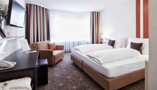Business Triple Room