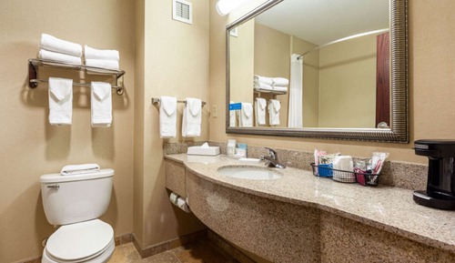 Room, 2 Queen Beds, Non Smoking (Drinks & Snacks)