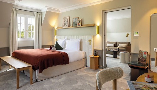 Signature Suite