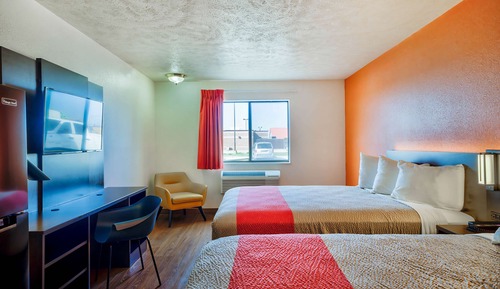 Deluxe Room, 2 Queen Beds, Non Smoking, Refrigerator