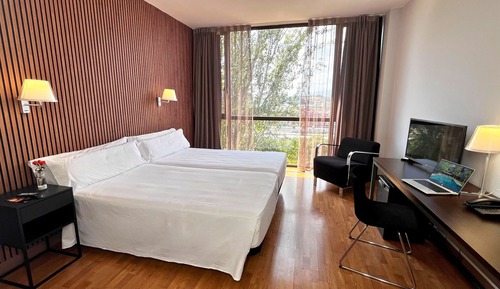 Standard Twin Room (Standard twin + 2 camas individuales)